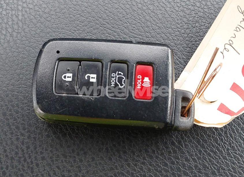 Photo 11 of 2016 Toyota Highlander XLE V6 (VIN 5TDJKRFH4GS290198)