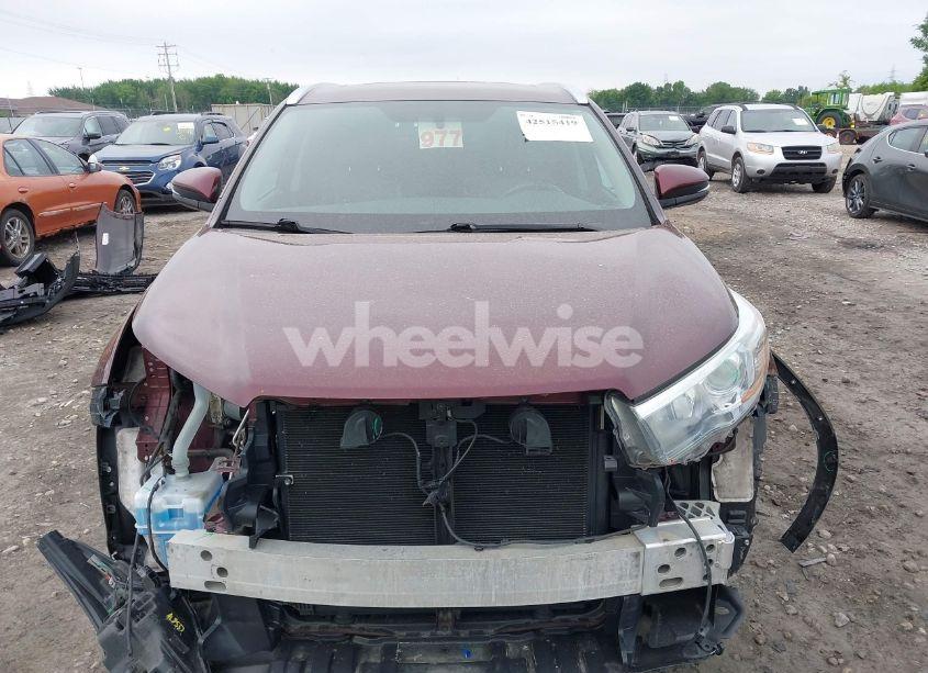 Photo 13 of 2016 Toyota Highlander XLE V6 (VIN 5TDJKRFH4GS290198)