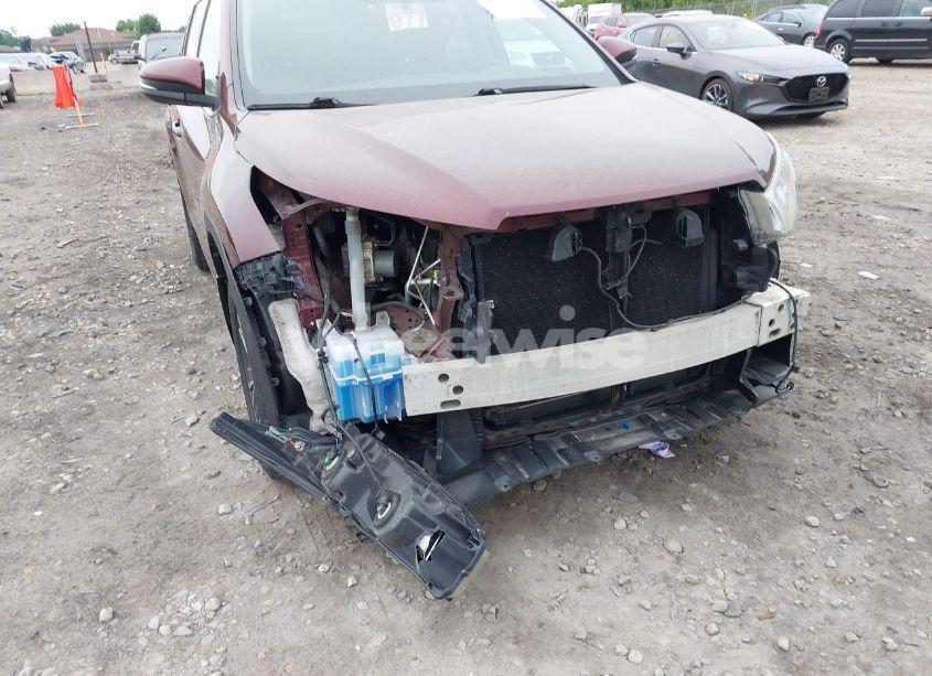 Photo 6 of 2016 Toyota Highlander XLE V6 (VIN 5TDJKRFH4GS290198)