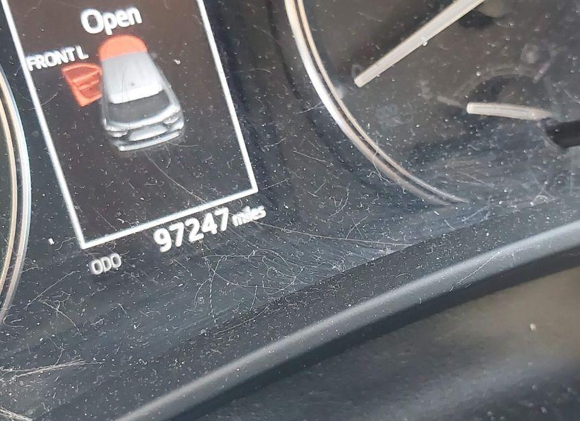 Photo 14 of 2016 Toyota Highlander XLE V6 (VIN 5TDJKRFH4GS313155)