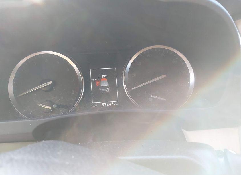 Photo 7 of 2016 Toyota Highlander XLE V6 (VIN 5TDJKRFH4GS313155)