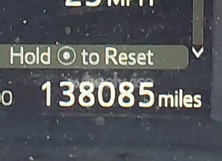 Photo 16 of 2016 Toyota Highlander XLE V6 (VIN 5TDJKRFH4GS350013)