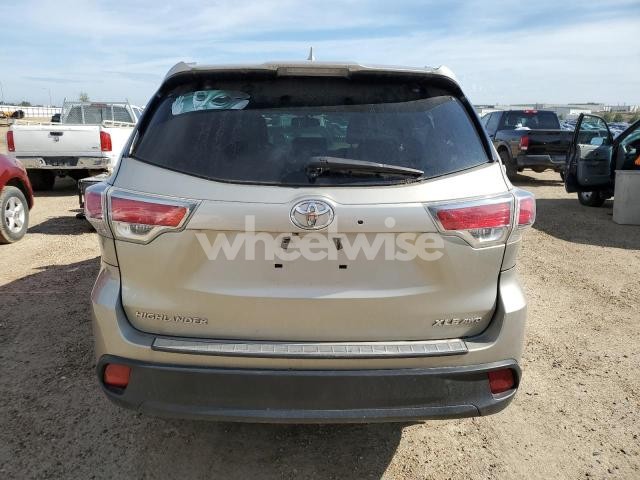 Photo 6 of 2016 TOYOTA HIGHLANDER XLE (VIN 5TDJKRFH4GS501481)