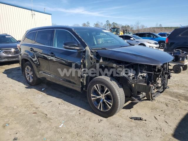 Photo 10 of 2015 TOYOTA HIGHLANDER XLE (VIN 5TDJKRFH5FS173809)