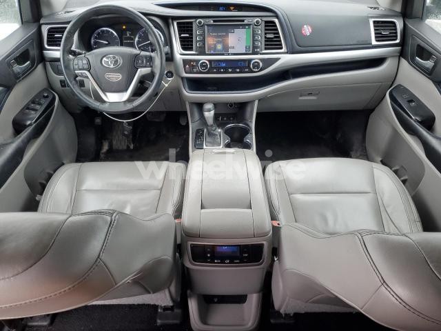 Photo 11 of 2015 TOYOTA HIGHLANDER XLE (VIN 5TDJKRFH5FS224502)