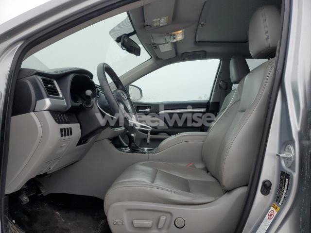 Photo 3 of 2015 TOYOTA HIGHLANDER XLE (VIN 5TDJKRFH5FS224502)