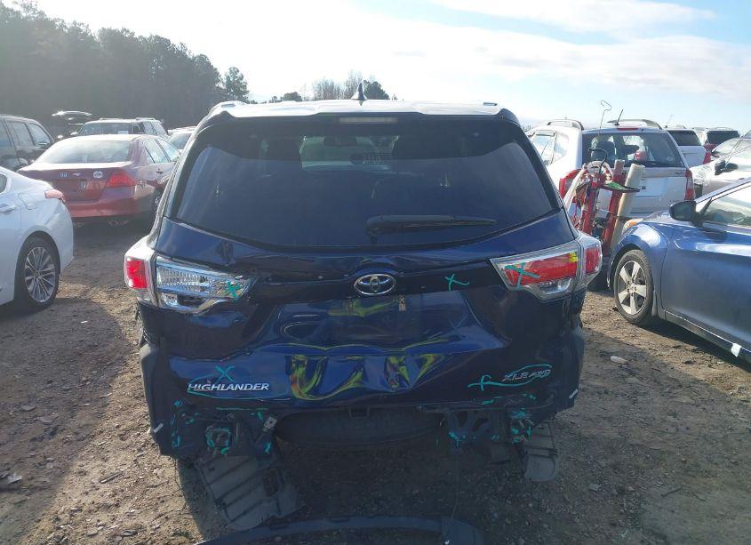 Photo 17 of 2016 Toyota Highlander XLE V6 (VIN 5TDJKRFH5GS317070)