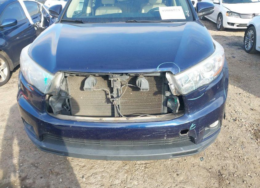 Photo 19 of 2016 Toyota Highlander XLE V6 (VIN 5TDJKRFH5GS317070)