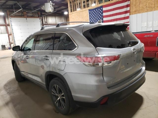 Photo 9 of 2016 TOYOTA HIGHLANDER XLE (VIN 5TDJKRFH5GS319062)