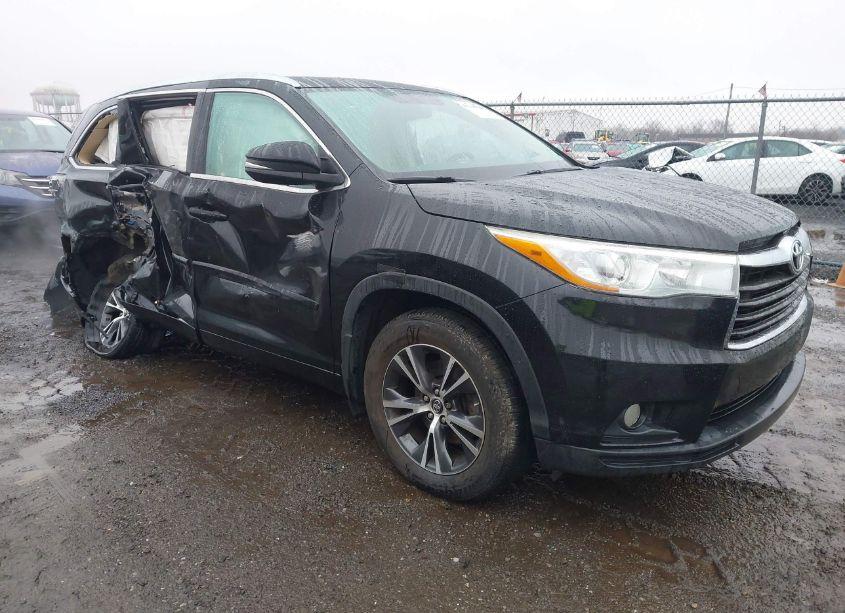 2016 Toyota Highlander XLE V6 (VIN 5TDJKRFH5GS338730) main photo