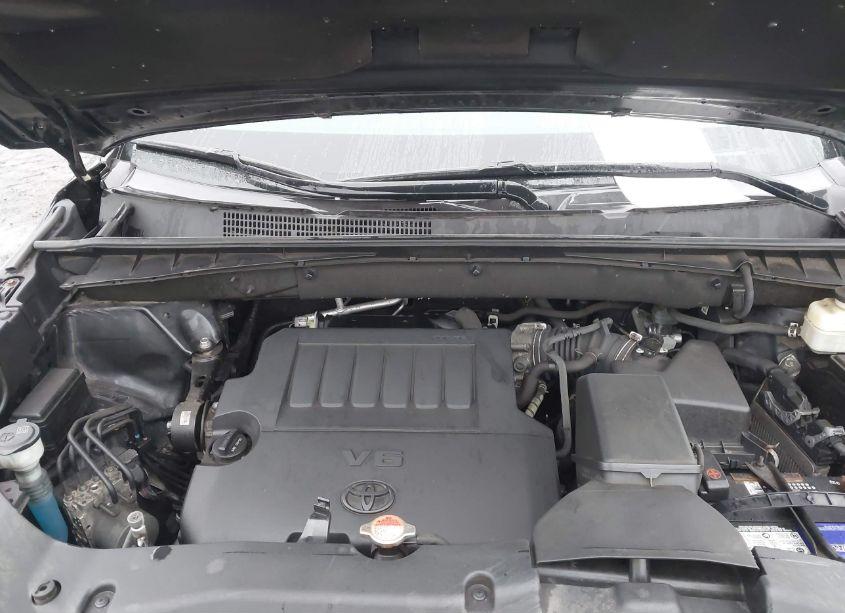 Photo 10 of 2016 Toyota Highlander XLE V6 (VIN 5TDJKRFH5GS338730)