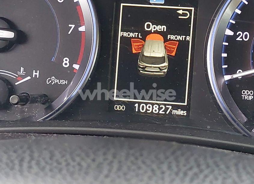 Photo 15 of 2016 Toyota Highlander XLE V6 (VIN 5TDJKRFH5GS345385)