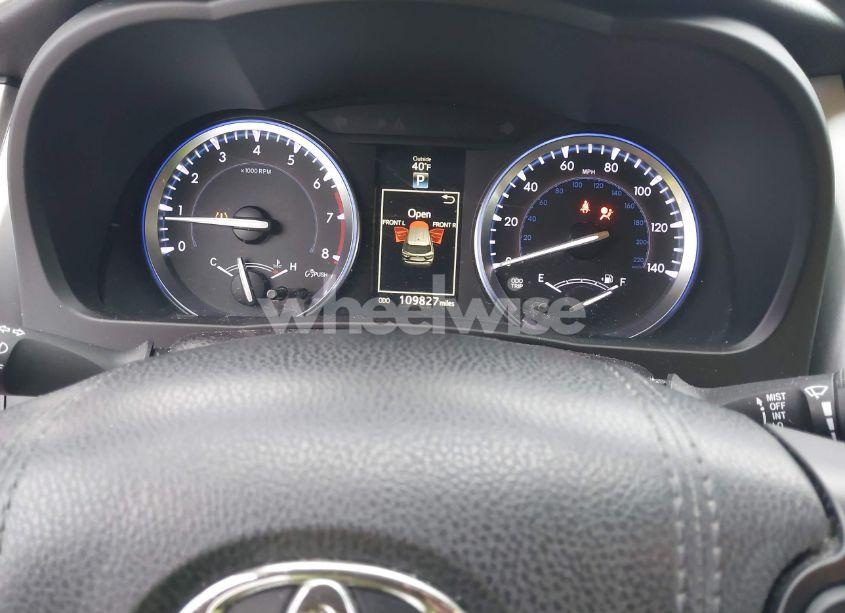 Photo 7 of 2016 Toyota Highlander XLE V6 (VIN 5TDJKRFH5GS345385)