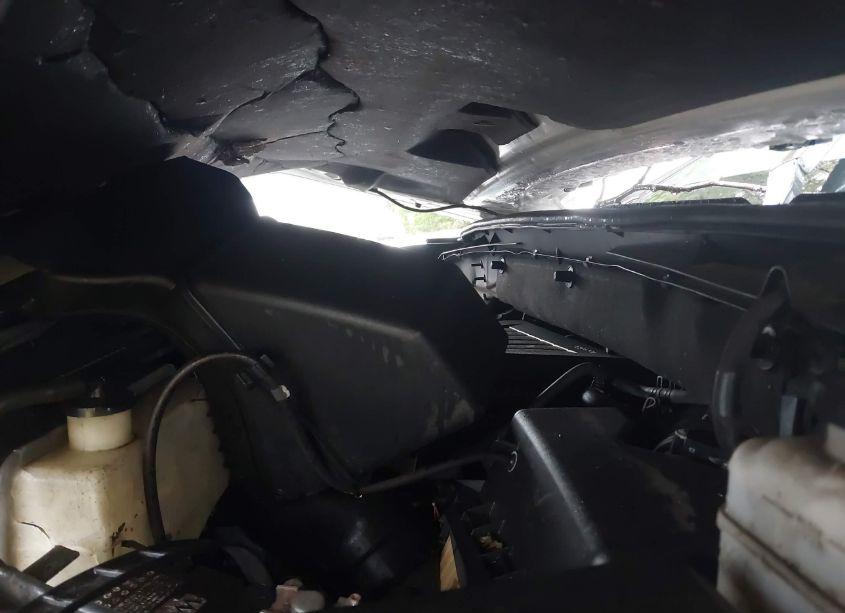 Photo 10 of 2016 Toyota Highlander XLE (VIN 5TDJKRFH5GS347864)