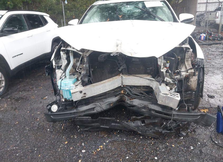 Photo 6 of 2016 Toyota Highlander XLE (VIN 5TDJKRFH5GS347864)