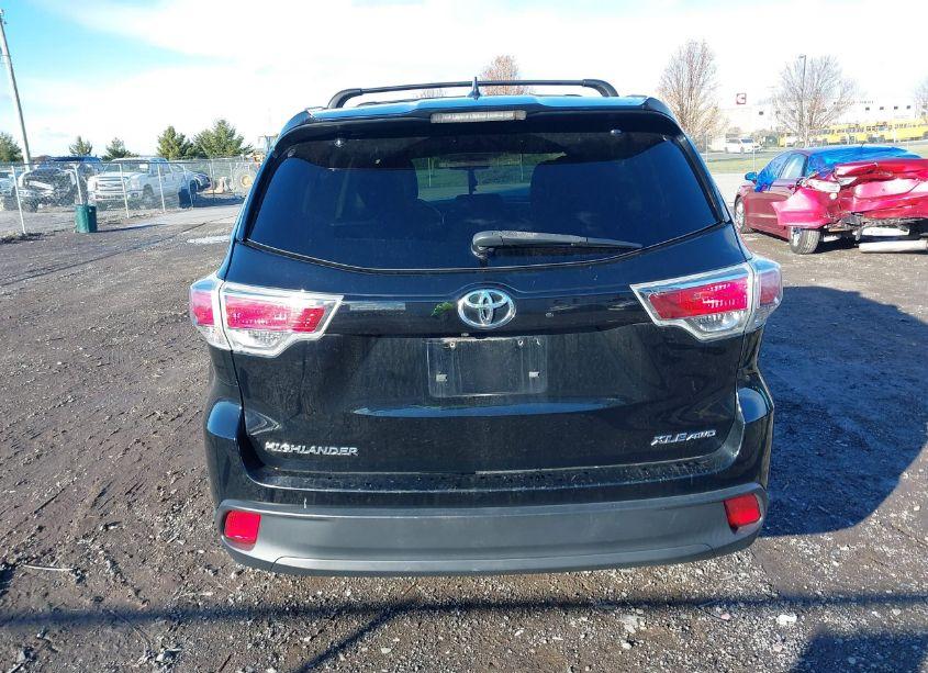 Photo 16 of 2016 Toyota Highlander XLE V6 (VIN 5TDJKRFH5GS351364)