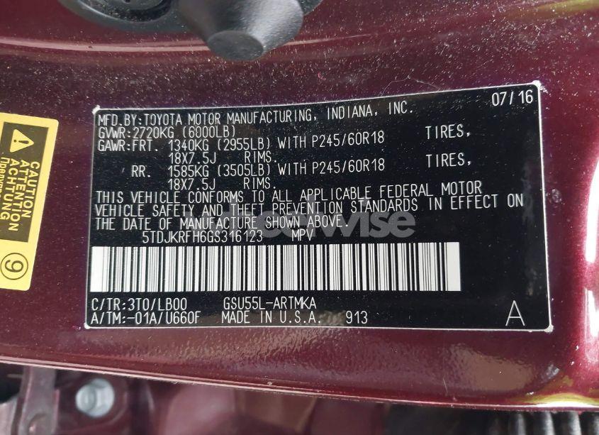 Photo 9 of 2016 Toyota Highlander XLE V6 (VIN 5TDJKRFH6GS316123)