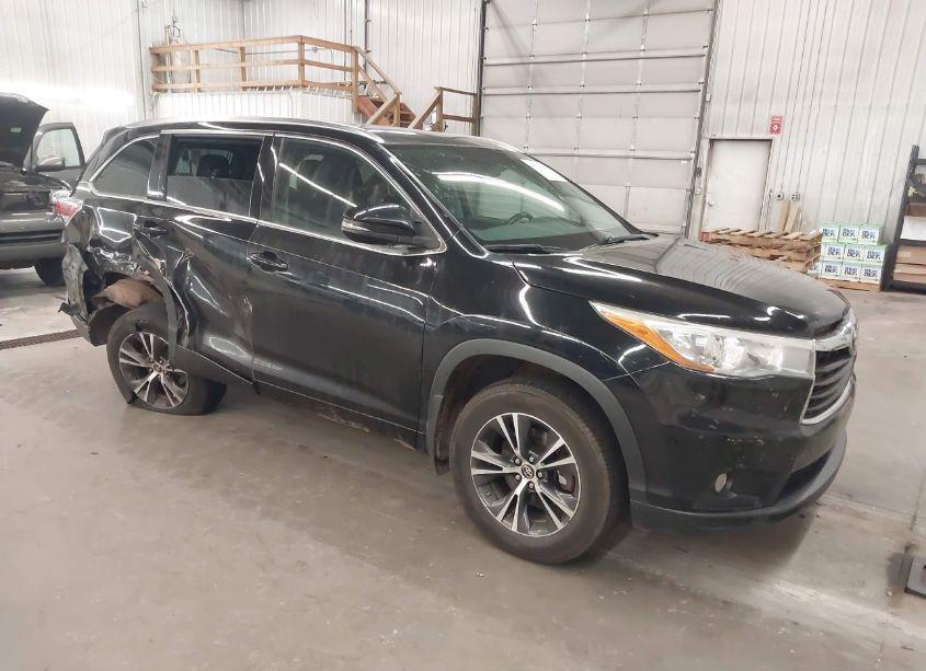 2016 Toyota Highlander XLE V6 (VIN 5TDJKRFH6GS343614) main photo