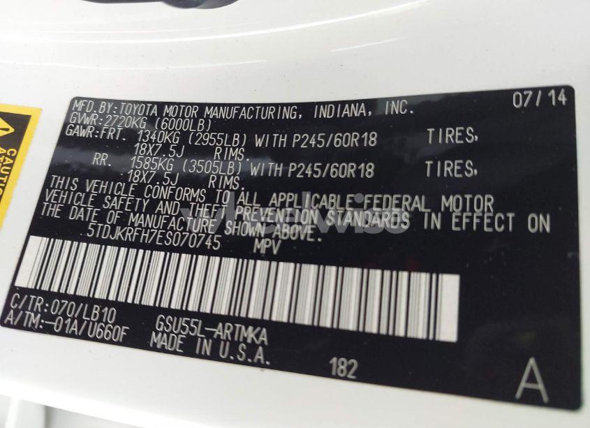 Photo 9 of 2014 Toyota Highlander XLE V6 (VIN 5TDJKRFH7ES070745)