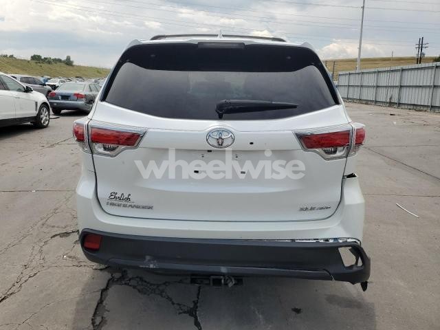 Photo 10 of 2015 TOYOTA HIGHLANDER XLE (VIN 5TDJKRFH7FS169633)
