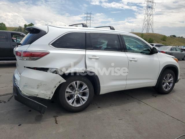 Photo 2 of 2015 TOYOTA HIGHLANDER XLE (VIN 5TDJKRFH7FS169633)