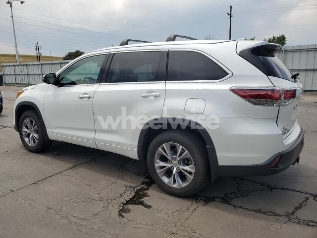 Photo 3 of 2015 TOYOTA HIGHLANDER XLE (VIN 5TDJKRFH7FS169633)