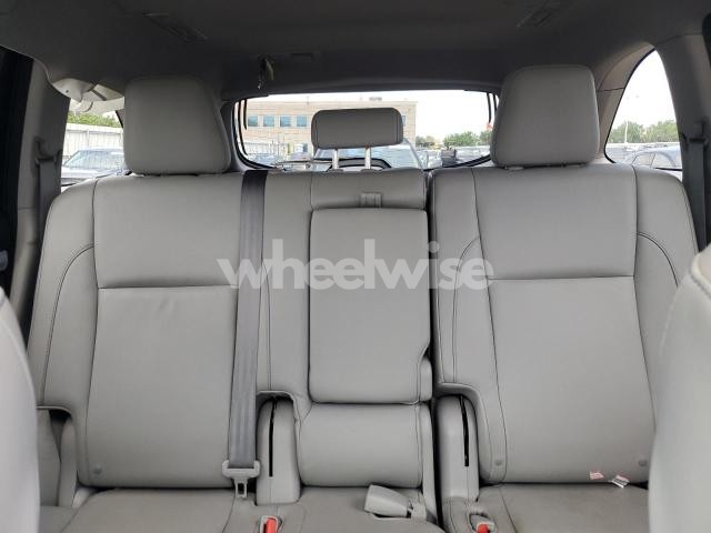 Photo 7 of 2015 TOYOTA HIGHLANDER XLE (VIN 5TDJKRFH7FS169633)