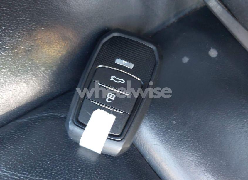 Photo 11 of 2015 Toyota Highlander XLE V6 (VIN 5TDJKRFH7FS177151)