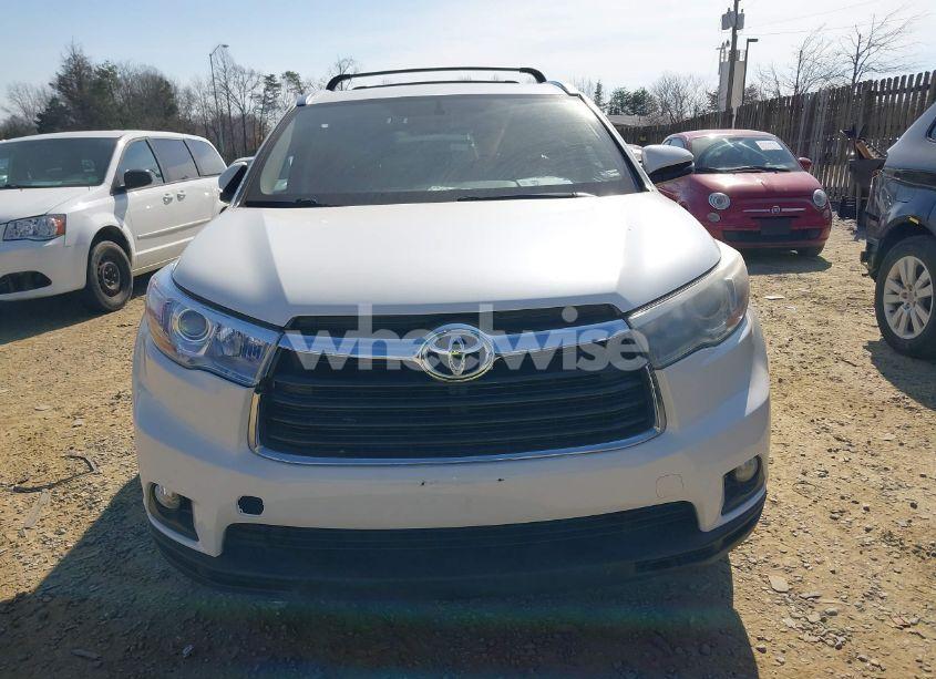 Photo 12 of 2015 Toyota Highlander XLE V6 (VIN 5TDJKRFH7FS177151)