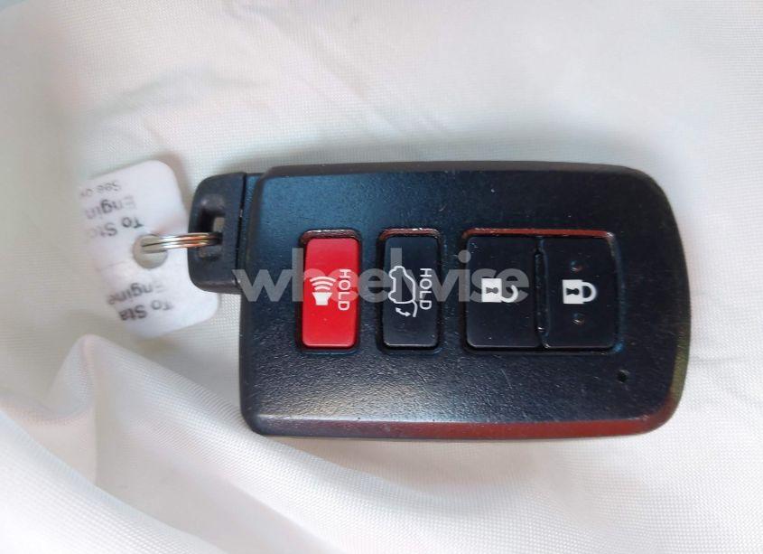 Photo 11 of 2015 Toyota Highlander XLE V6 (VIN 5TDJKRFH7FS179109)