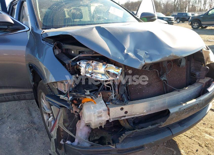 Photo 17 of 2015 Toyota Highlander XLE V6 (VIN 5TDJKRFH7FS179109)