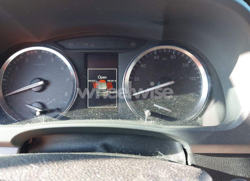 Photo 7 of 2015 Toyota Highlander XLE V6 (VIN 5TDJKRFH7FS179109)