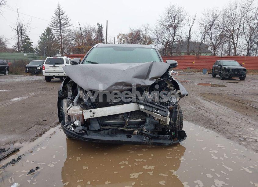 Photo 12 of 2016 Toyota Highlander XLE V6 (VIN 5TDJKRFH7GS294701)