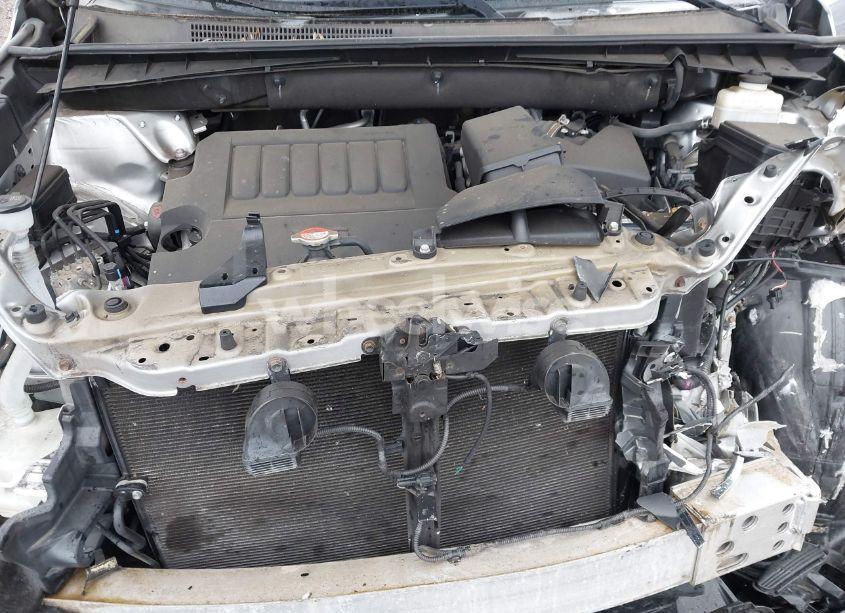 Photo 10 of 2016 Toyota Highlander XLE V6 (VIN 5TDJKRFH7GS321461)