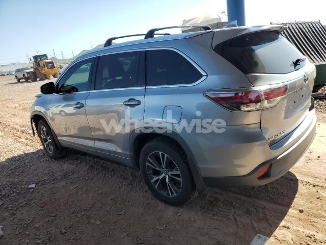 Photo 10 of 2016 TOYOTA HIGHLANDER XLE (VIN 5TDJKRFH7GS348398)