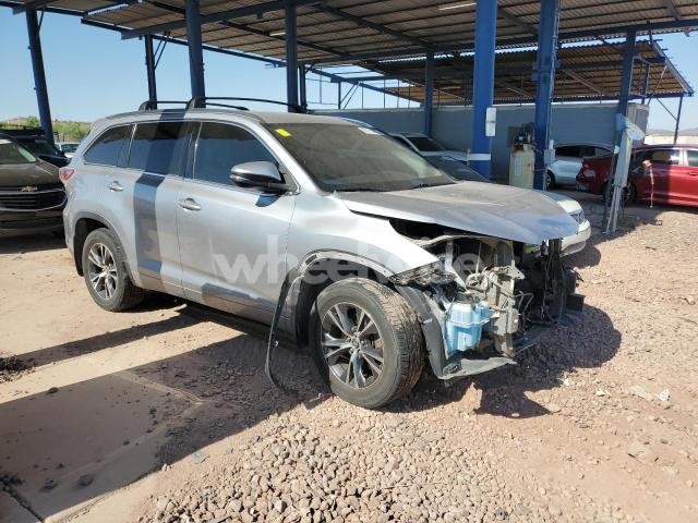 Photo 3 of 2016 TOYOTA HIGHLANDER XLE (VIN 5TDJKRFH7GS348398)