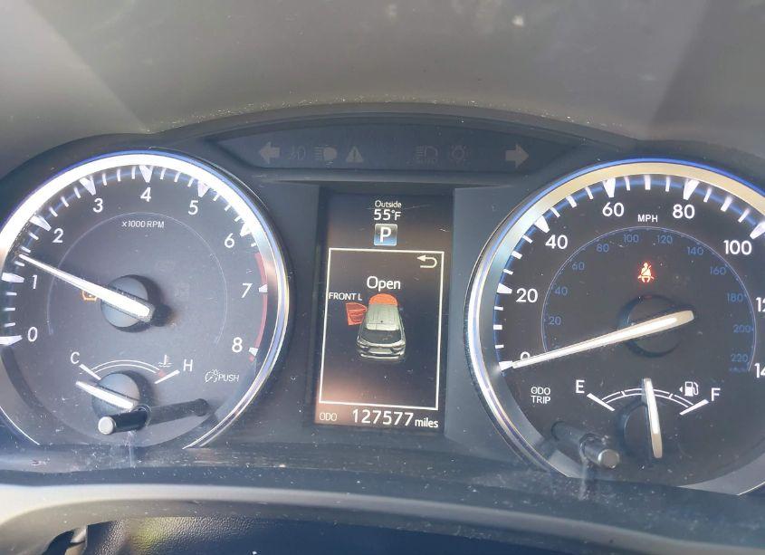 Photo 7 of 2014 Toyota Highlander XLE V6 (VIN 5TDJKRFH8ES017004)