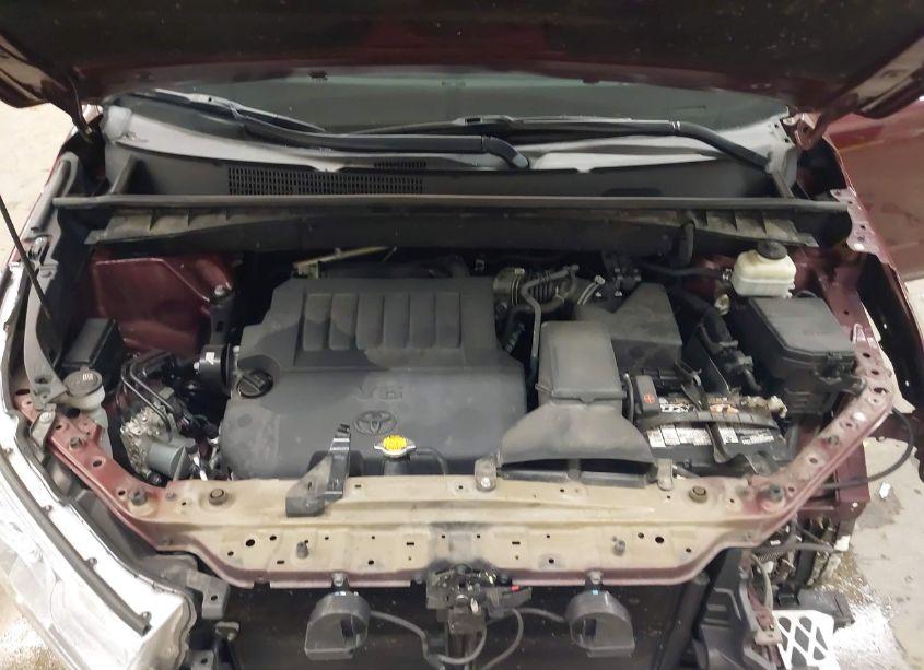 Photo 10 of 2015 Toyota Highlander XLE V6 (VIN 5TDJKRFH8FS178714)