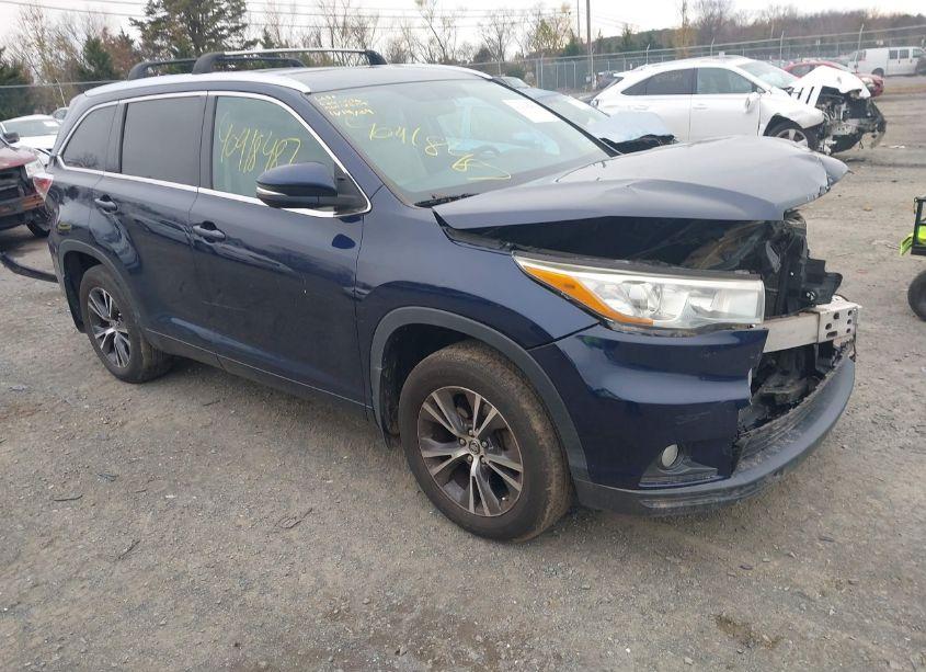 2016 Toyota Highlander XLE V6 (VIN 5TDJKRFH8GS233633) main photo