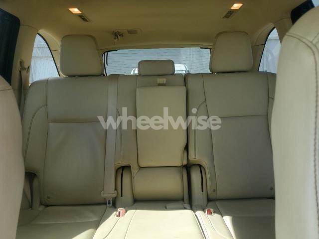 Photo 10 of 2016 TOYOTA HIGHLANDER XLE (VIN 5TDJKRFH8GS275901)