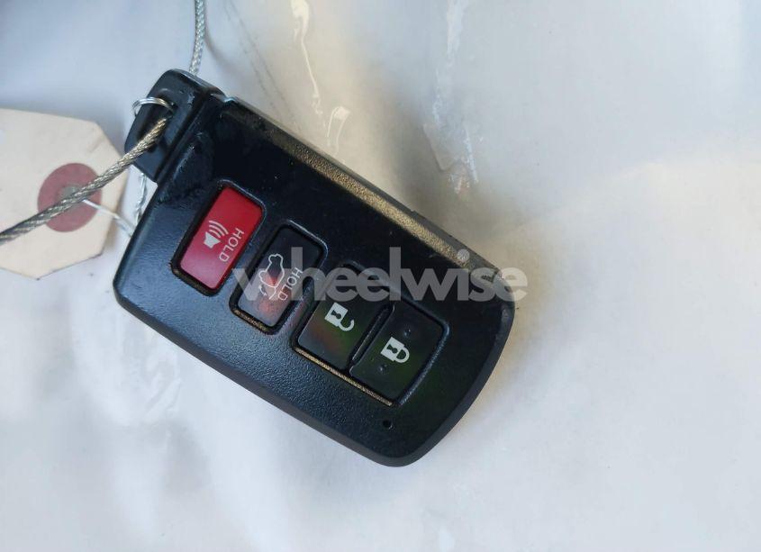 Photo 11 of 2016 Toyota Highlander XLE V6 (VIN 5TDJKRFH8GS294982)