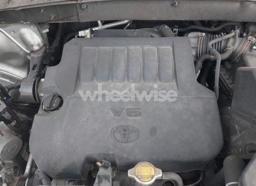 Photo 10 of 2015 Toyota Highlander XLE V6 (VIN 5TDJKRFH9FS104797)