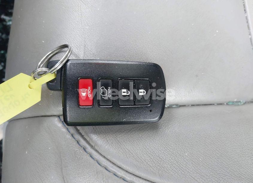 Photo 11 of 2015 Toyota Highlander XLE V6 (VIN 5TDJKRFH9FS172517)