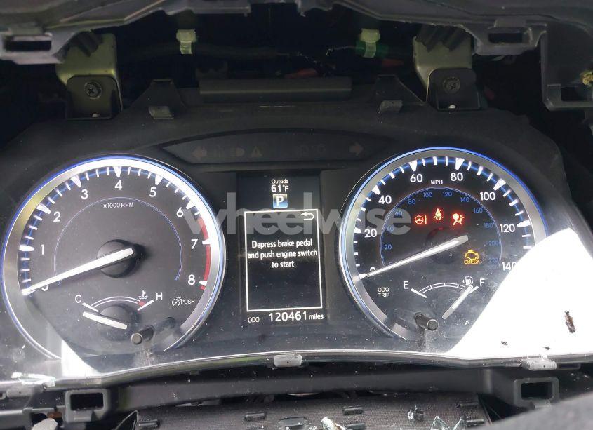 Photo 7 of 2015 Toyota Highlander XLE V6 (VIN 5TDJKRFH9FS172517)