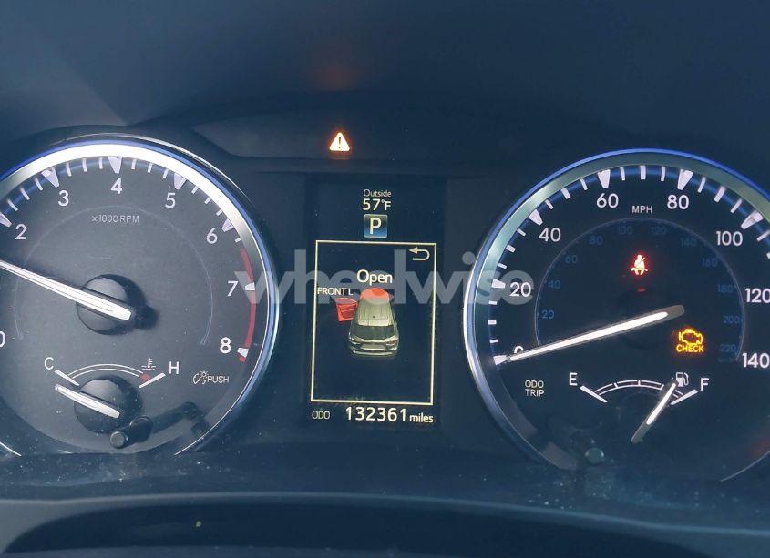 Photo 7 of 2015 Toyota Highlander XLE V6 (VIN 5TDJKRFH9FS208691)