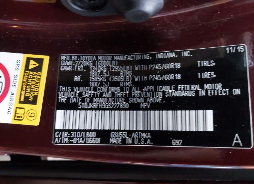 Photo 9 of 2016 Toyota Highlander XLE V6 (VIN 5TDJKRFH9GS227890)