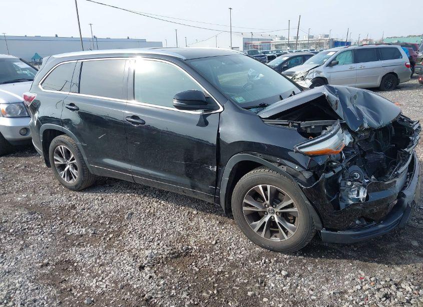 2016 Toyota Highlander XLE V6 (VIN 5TDJKRFH9GS286566) main photo