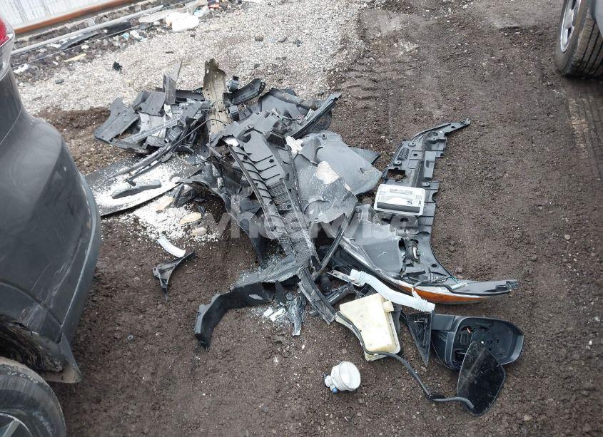 Photo 12 of 2016 Toyota Highlander XLE V6 (VIN 5TDJKRFH9GS505090)