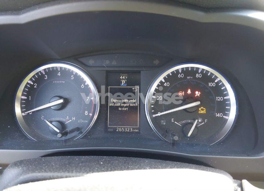 Photo 7 of 2015 Toyota Highlander XLE V6 (VIN 5TDJKRFHXFS101455)