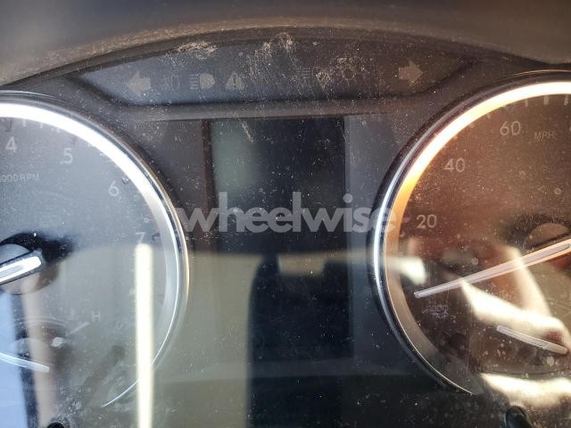 Photo 13 of 2016 TOYOTA HIGHLANDER XLE (VIN 5TDJKRFHXGS******)